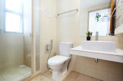 The Lakeshore (D22), Condominium #532191581